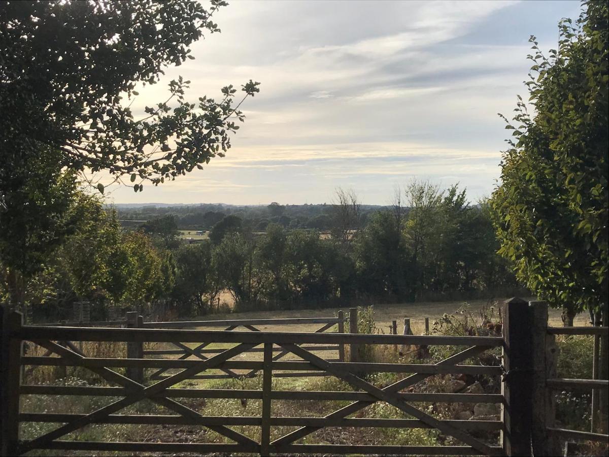 Redbrook Farm Bnb - Gateway To The New Forest Fordingbridge Zewnętrze zdjęcie